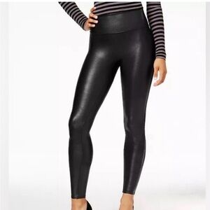 Spanx black faux leather leggings EUC L